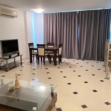 In Botabara דירה פומורי